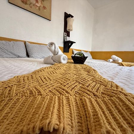 Casa Del Viajero Antigua Hotel ภายนอก รูปภาพ